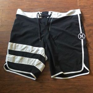 Hurley swim surf shorts trunks black white large